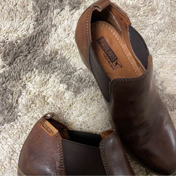 Pikolinos slip on leather shoes - Picture 5 of 5